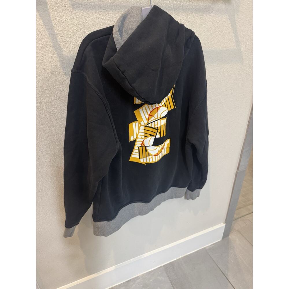 Michael Jordan Black Hoodie – Retro Basketball Pullover Sweatshirt with Logo L - Picture 2 of 4
